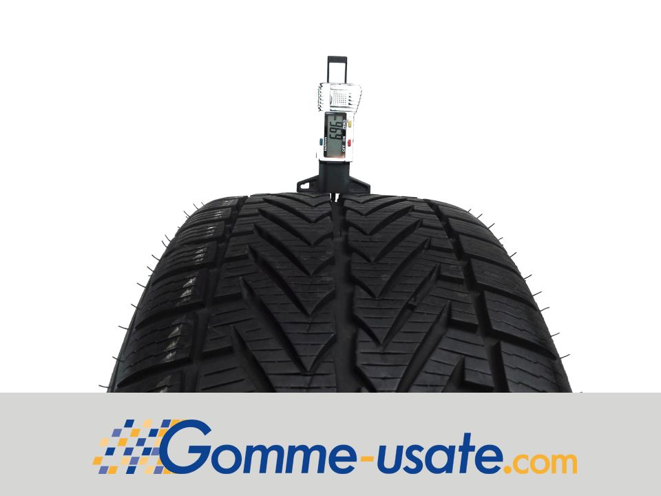 Thumb Vredestein Gomme Usate Vredestein 215/40 R17 87V Wintrac Xtreme Giugiaro Design XL M+S (85%) pneumatici usati Invernale 0 Thumb Vredestein Gomme Usate Vredestein 215/40 R17 87V Wintrac Xtreme Giugiaro Design XL M+S (85%) pneumatici usati Invernale 0